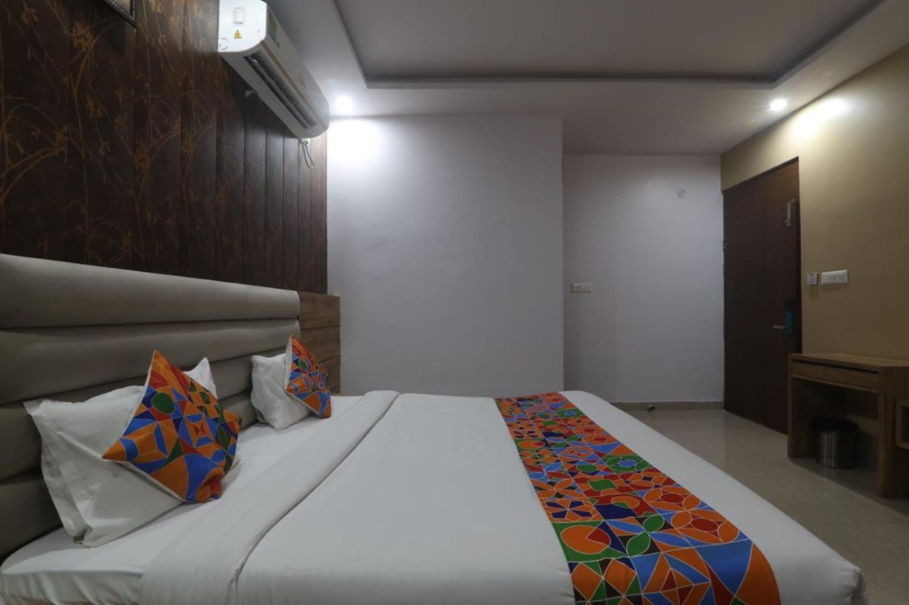 Icyhotels Hl Inn Chinhat Ngoại thất bức ảnh