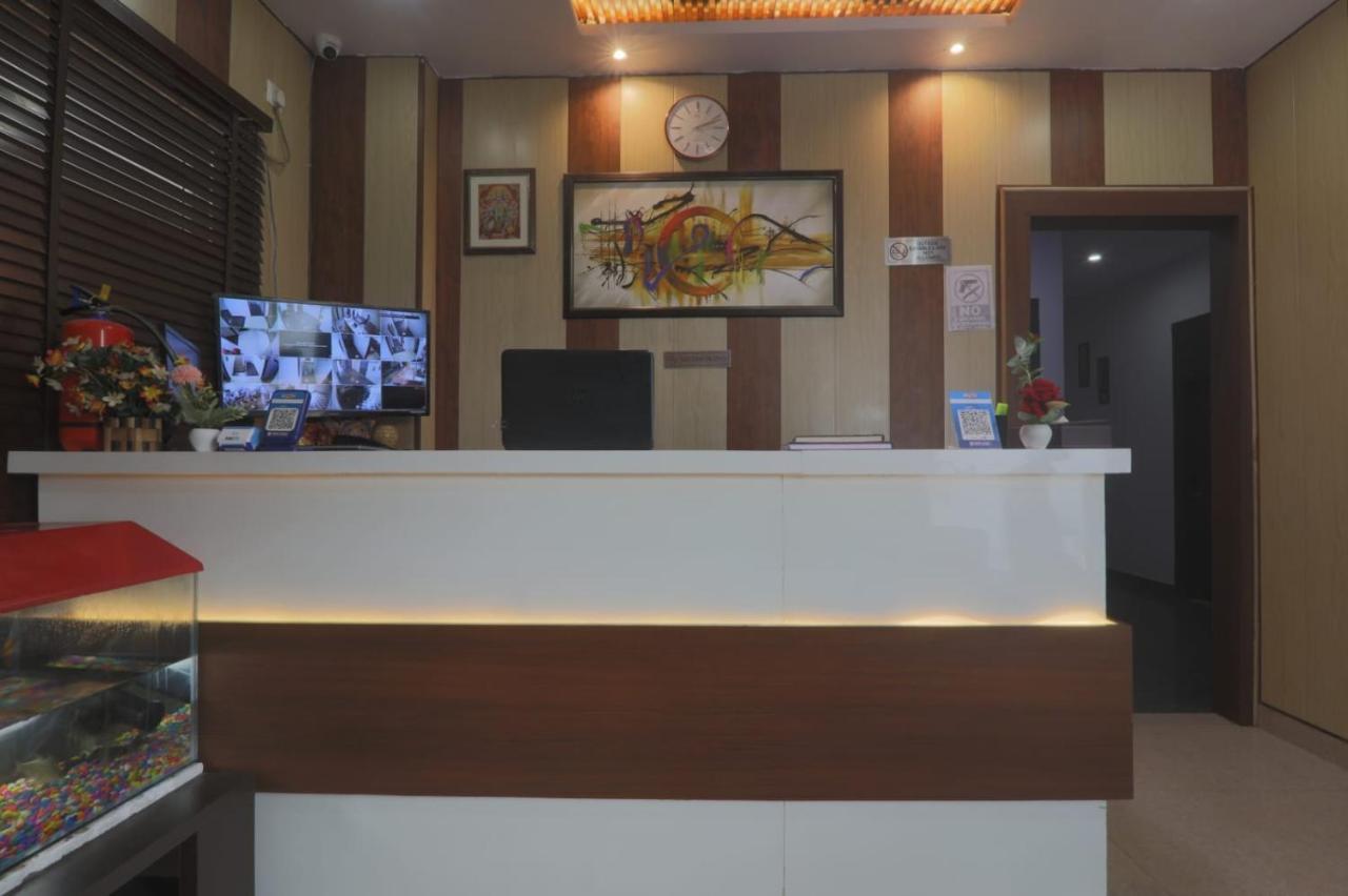 Icyhotels Hl Inn Chinhat Ngoại thất bức ảnh