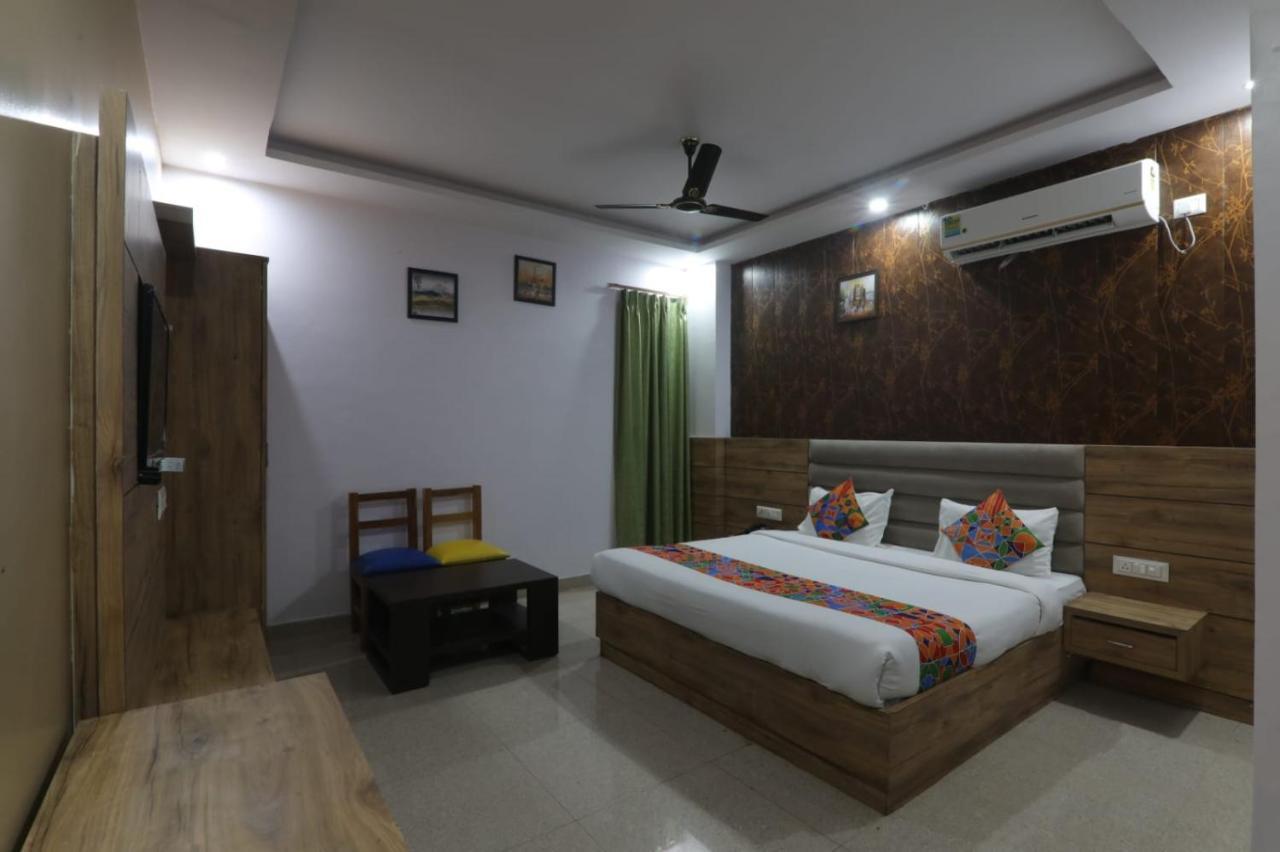 Icyhotels Hl Inn Chinhat Ngoại thất bức ảnh