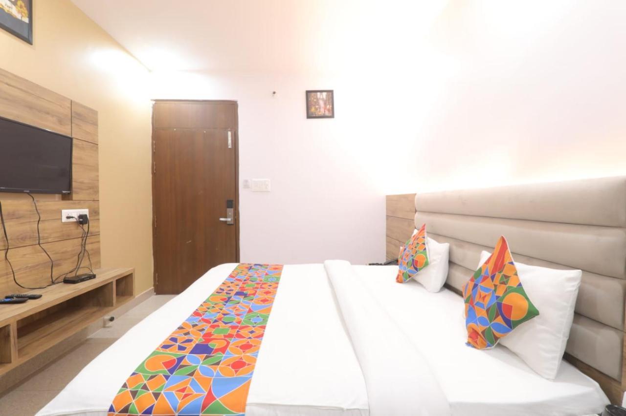 Icyhotels Hl Inn Chinhat Ngoại thất bức ảnh