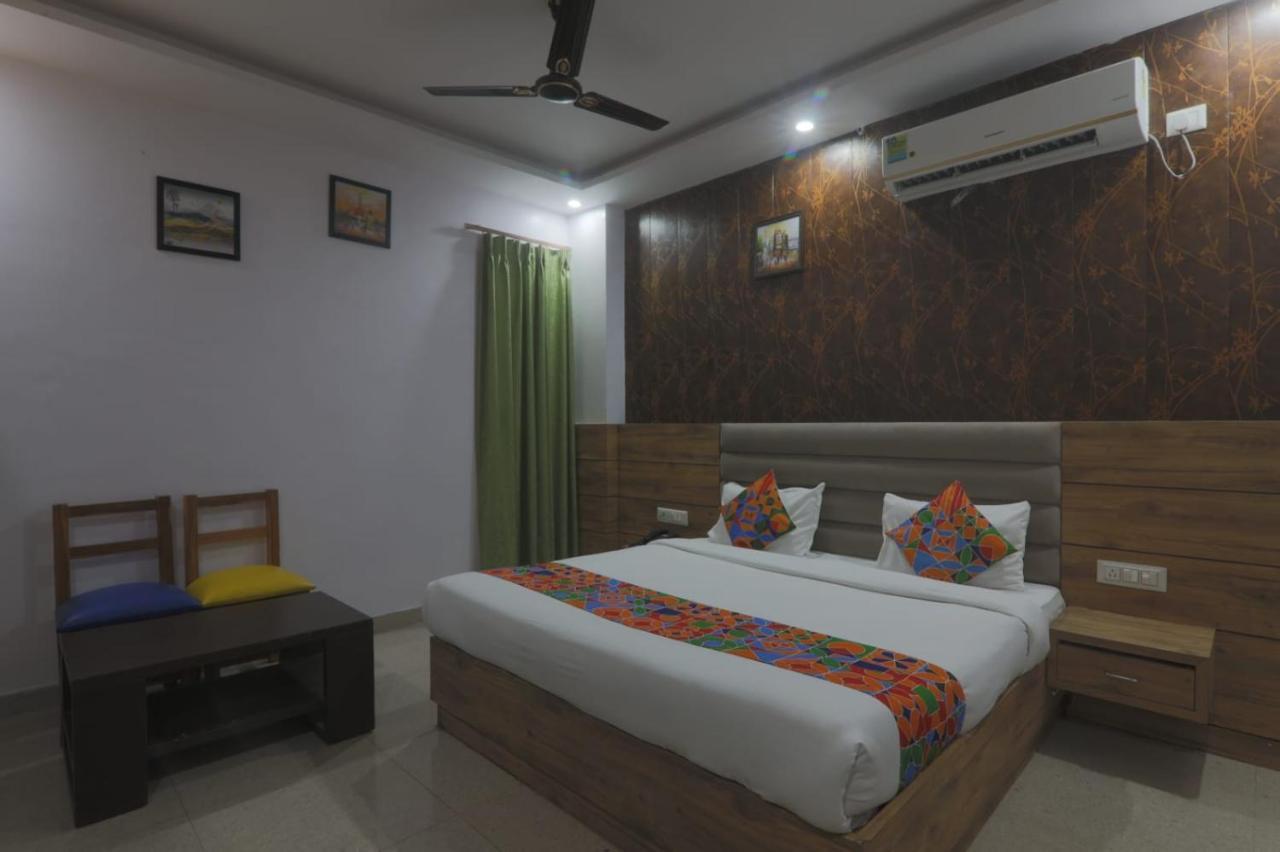 Icyhotels Hl Inn Chinhat Ngoại thất bức ảnh